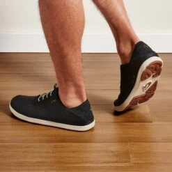 OluKai Nohea Moku - Black -OluKai 10283 4040 102 M NoheaMoku BlkBlk Web Opt