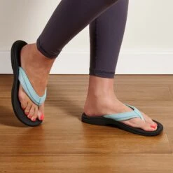 OluKai ‘Ohana - Sea Glass / Black -OluKai 20110 1V40 102 W Ohana SeaglBlk Web Opt