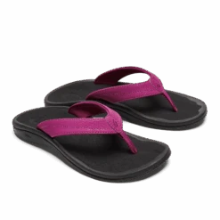 OluKai ‘Ohana - Orchid Flower / Black -OluKai 20110 7F40 003 W Ohana OrchidFlowerBlk